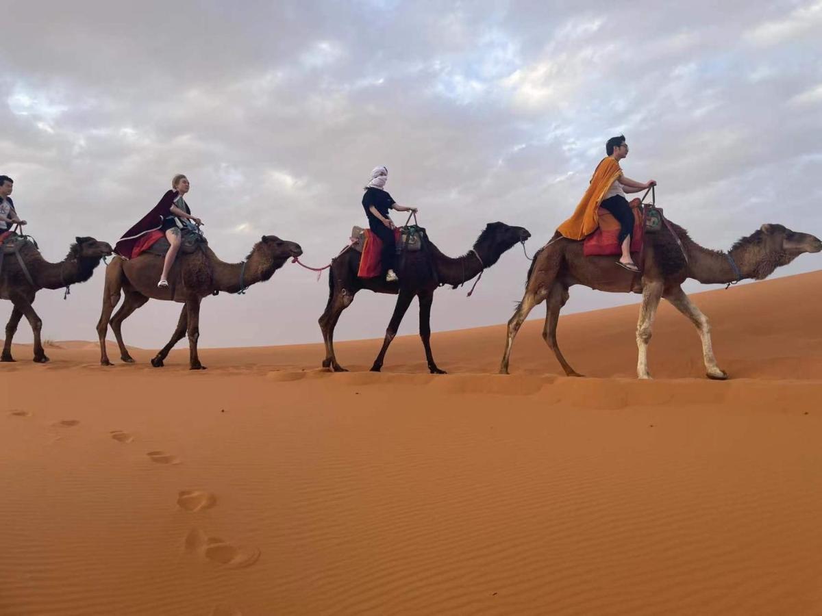 Merzouga Paradise Luxury Camp エクステリア 写真